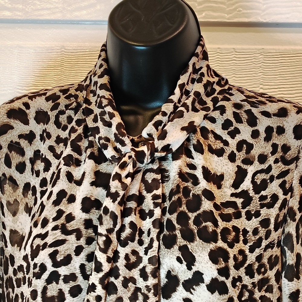 JOE FRESH BUTTON UP BLOUSE WOMENS SMALL CHEETAH LEOPARD SECRETARY NECK TIE RETRO - Picture 2 of 7